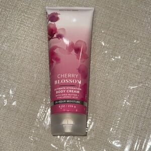 Bath & Body Works Cherry Blossom Body Cream - Pink